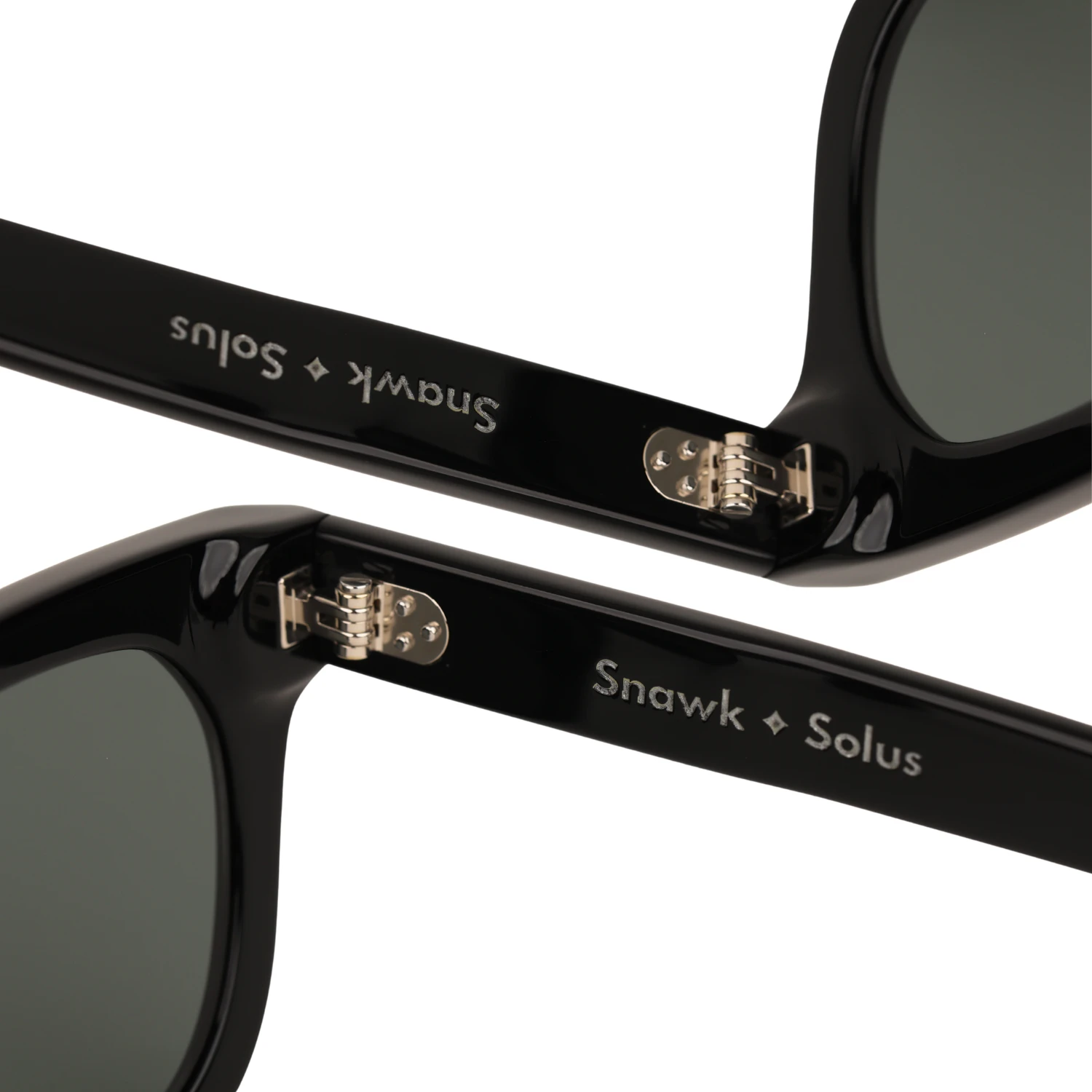 Riveted metal hinge on the Black Snawk Solus sunglasses
